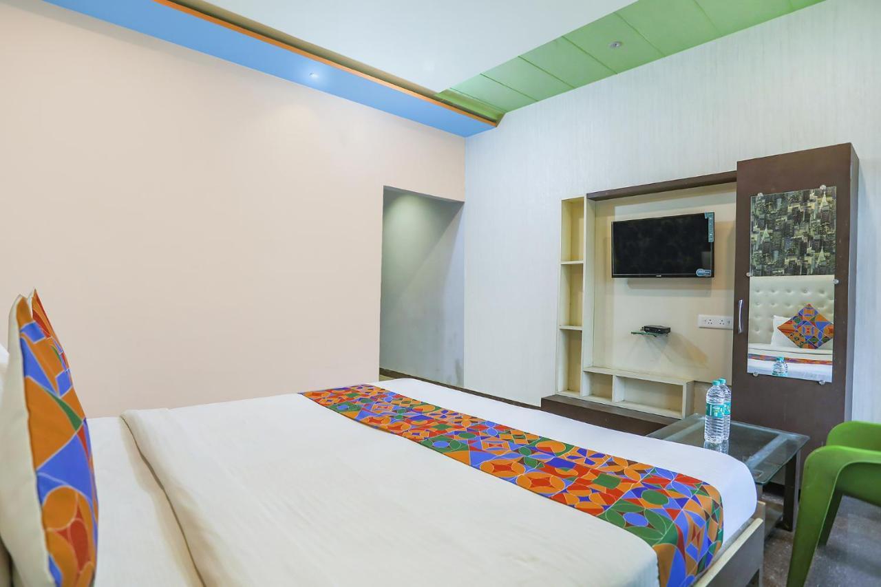 Fabhotel Kriti Green 瓦拉纳西 外观 照片